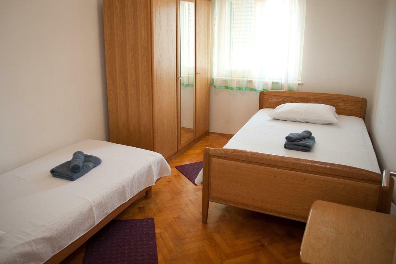 Apartman Ana Radovin Exterior photo